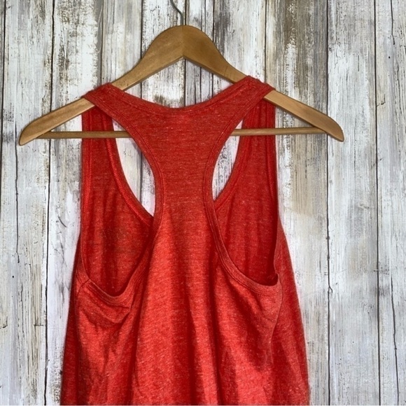 Nike Orange Heathered Tank - Picture 4 of 5